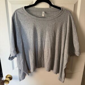 Dokotoo oversized crop tee